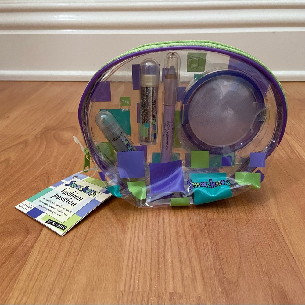 NWT Vintage Bonne Bell Fashion Passion Make Up Goodie Bag